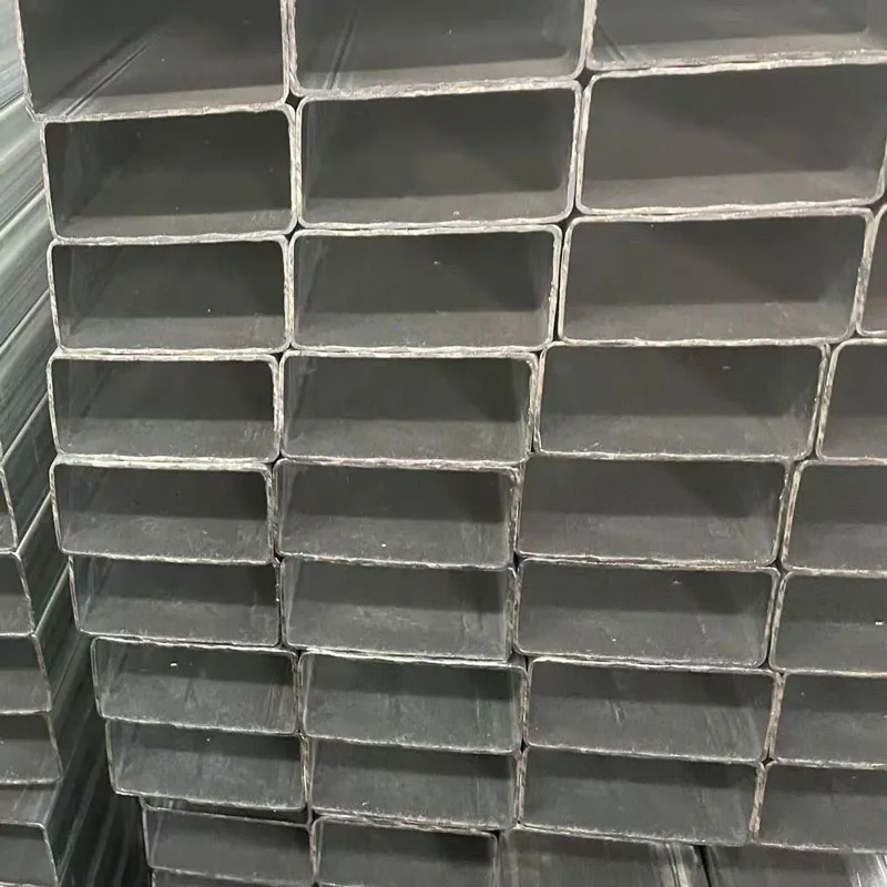 Квадратнаяпрямоугольная труба 50-100 мм (1)